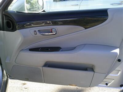 2007 Lexus LS   - Photo 14 - Panorama City, CA 91402
