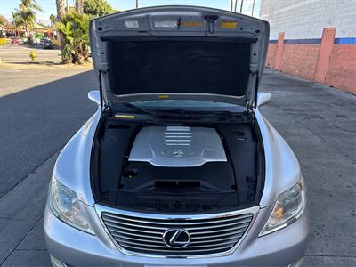 2007 Lexus LS   - Photo 11 - North Hills, CA 91343