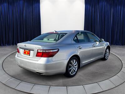 2007 Lexus LS - Photo 5 - North Hills, CA 91343