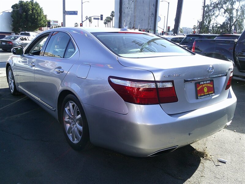 2007 Lexus LS  