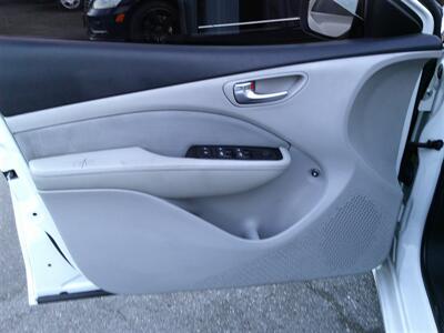 2013 Dodge Dart SXT   - Photo 8 - Panorama City, CA 91402