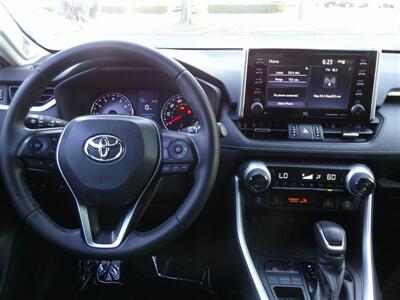 2021 Toyota RAV4 XLE Premium   - Photo 17 - Panorama City, CA 91402