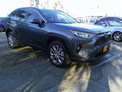 2021 Toyota RAV4 XLE Premium   - Photo 5 - Panorama City, CA 91402