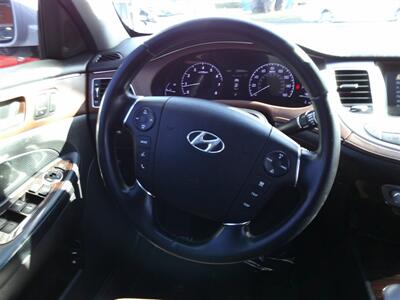 2012 Hyundai Genesis 3.8L V6   - Photo 12 - Panorama City, CA 91402