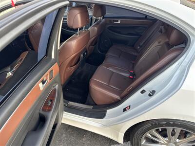 2012 Hyundai Genesis 3.8L V6 - Photo 10 - North Hills, CA 91343