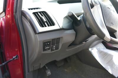 2010 Toyota Prius   - Photo 10 - Panorama City, CA 91402