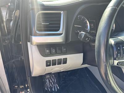 2018 Toyota Highlander XLE   - Photo 35 - North Hills, CA 91343