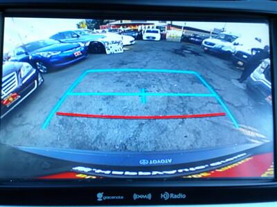 2018 Toyota Highlander XLE - Photo 15 - Panorama City, CA 91402