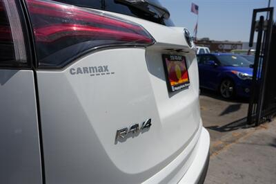 2018 Toyota RAV4 LE   - Photo 20 - Panorama City, CA 91402