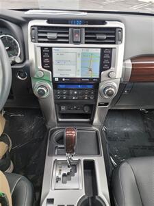 2021 Toyota 4Runner Limited   - Photo 14 - Panorama City, CA 91402