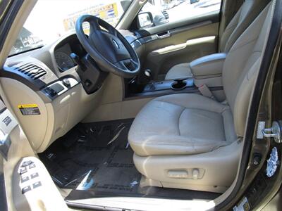 2009 Kia Borrego EX   - Photo 9 - Panorama City, CA 91402