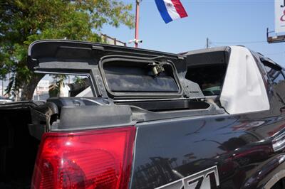 2004 Chevrolet Avalanche 1500   - Photo 6 - Panorama City, CA 91402