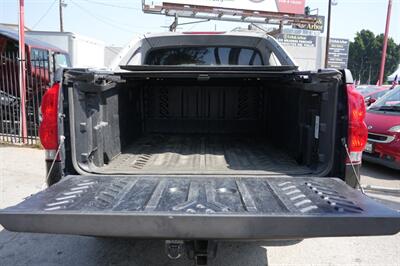 2004 Chevrolet Avalanche 1500   - Photo 9 - Panorama City, CA 91402