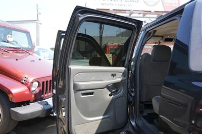 2004 Chevrolet Avalanche 1500   - Photo 17 - Panorama City, CA 91402