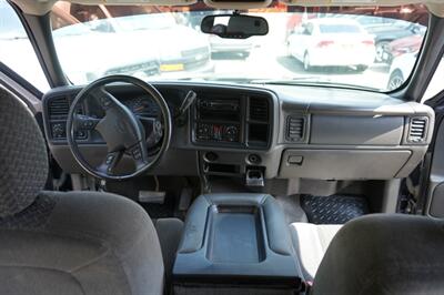 2004 Chevrolet Avalanche 1500   - Photo 25 - Panorama City, CA 91402