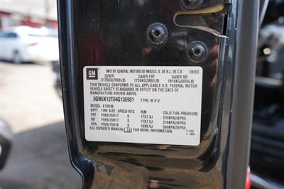 2004 Chevrolet Avalanche 1500   - Photo 31 - Panorama City, CA 91402