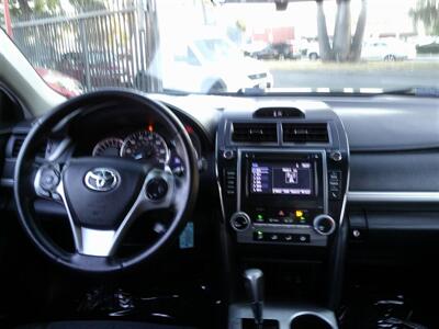 2014 Toyota Camry SE   - Photo 16 - Panorama City, CA 91402