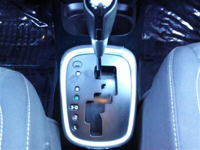 2016 Toyota Yaris Hatchback SE   - Photo 29 - North Hills, CA 91343