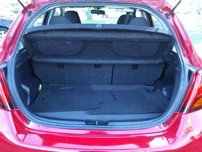2016 Toyota Yaris Hatchback SE - Photo 11 - Panorama City, CA 91402