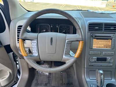2007 Lincoln MKX - Photo 17 - North Hills, CA 91343