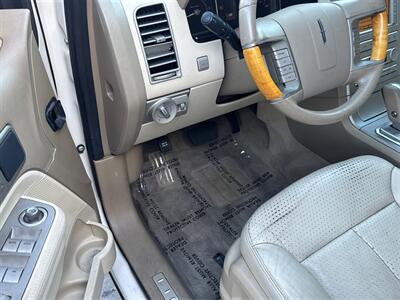 2007 Lincoln MKX - Photo 18 - North Hills, CA 91343