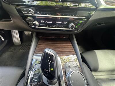 2020 BMW 530i   - Photo 25 - Panorama City, CA 91402