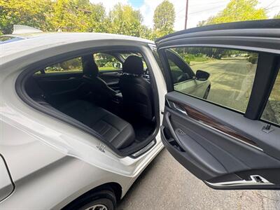 2020 BMW 530i   - Photo 10 - Panorama City, CA 91402