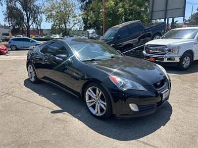 2012 Hyundai Genesis Coupe 3.8 Track - Photo 14 - Panorama City, CA 91402