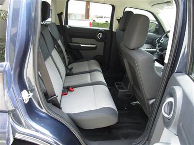 2008 Dodge Nitro SLT   - Photo 11 - Panorama City, CA 91402