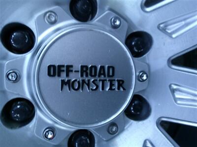 2005 Toyota Tundra SR5 - Photo 8 - Panorama City, CA 91402