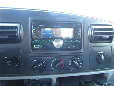 2006 Ford F-350 XL   - Photo 15 - Panorama City, CA 91402