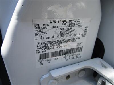 2006 Ford F-350 XL   - Photo 17 - Panorama City, CA 91402