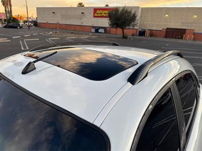 2005 INFINITI FX35   - Photo 12 - North Hills, CA 91343