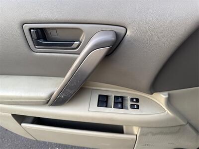 2005 INFINITI FX35   - Photo 19 - North Hills, CA 91343