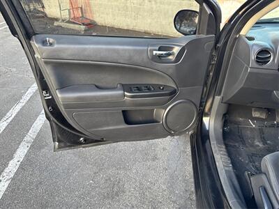 2010 Dodge Caliber SXT   - Photo 37 - North Hills, CA 91343