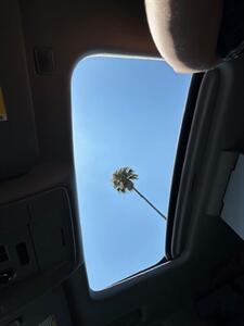 2017 Chevrolet Suburban LT - Photo 18 - Panorama City, CA 91402