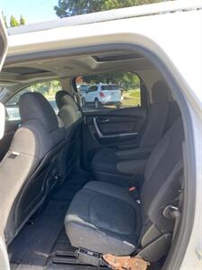 2011 GMC Acadia SLE   - Photo 8 - Panorama City, CA 91402