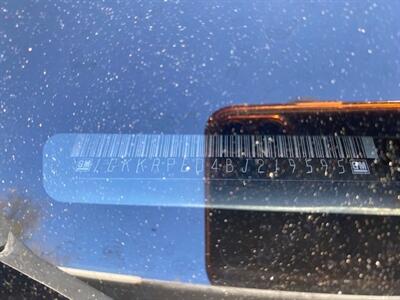 2011 GMC Acadia SLE   - Photo 11 - Panorama City, CA 91402