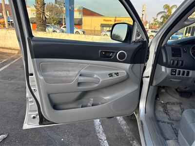 2006 Toyota Tacoma - Photo 38 - North Hills, CA 91343