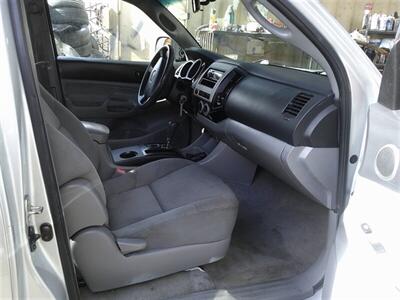 2006 Toyota Tacoma - Photo 22 - North Hills, CA 91343