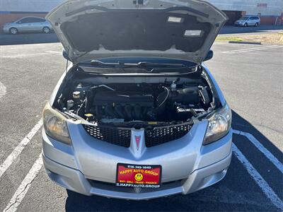 2003 Pontiac Vibe   - Photo 11 - North Hills, CA 91343