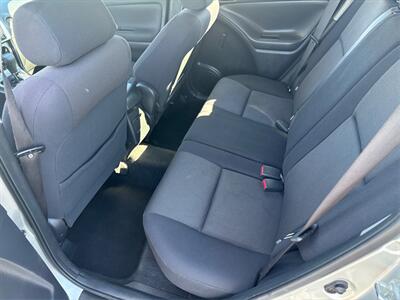 2003 Pontiac Vibe   - Photo 10 - North Hills, CA 91343