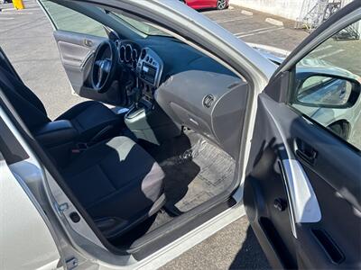 2003 Pontiac Vibe   - Photo 21 - North Hills, CA 91343