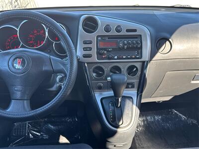 2003 Pontiac Vibe   - Photo 14 - North Hills, CA 91343