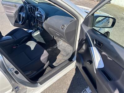 2003 Pontiac Vibe   - Photo 20 - North Hills, CA 91343