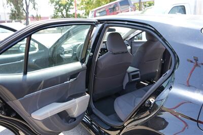 2021 Toyota Camry Hybrid LE   - Photo 13 - Panorama City, CA 91402