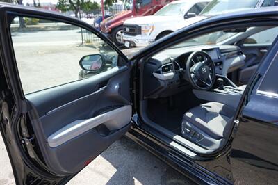 2021 Toyota Camry Hybrid LE   - Photo 9 - Panorama City, CA 91402