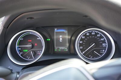 2021 Toyota Camry Hybrid LE   - Photo 26 - Panorama City, CA 91402