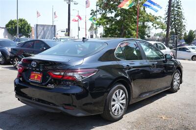 2021 Toyota Camry Hybrid LE   - Photo 5 - Panorama City, CA 91402