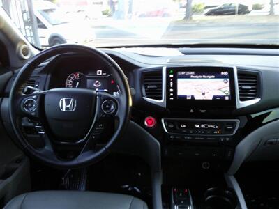 2016 Honda Pilot Touring   - Photo 23 - Panorama City, CA 91402